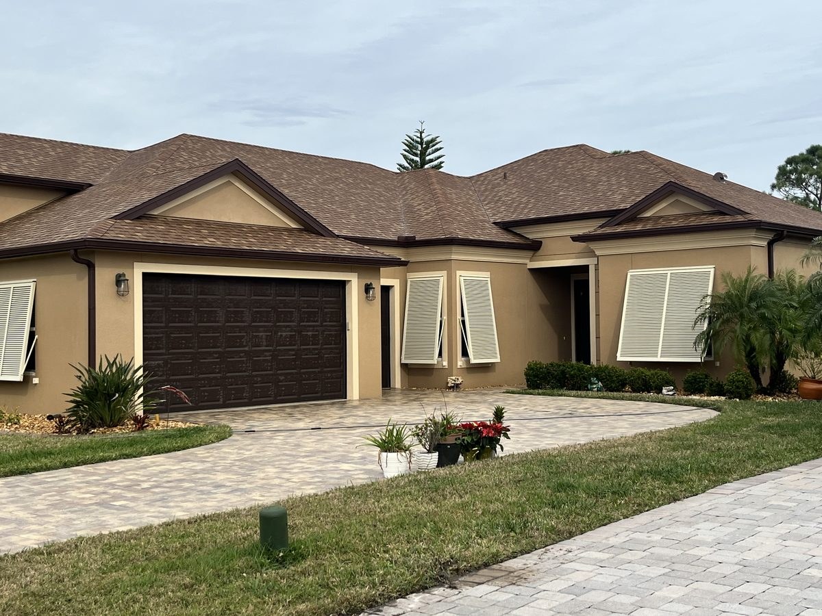 Florida home exterior with pavers